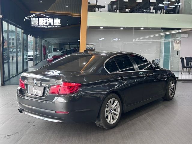 BMW/ 寶馬 520i  第4張相片