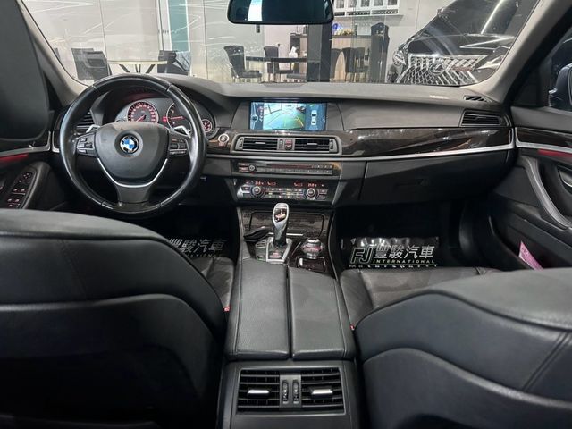 BMW/ 寶馬 520i  第17張相片