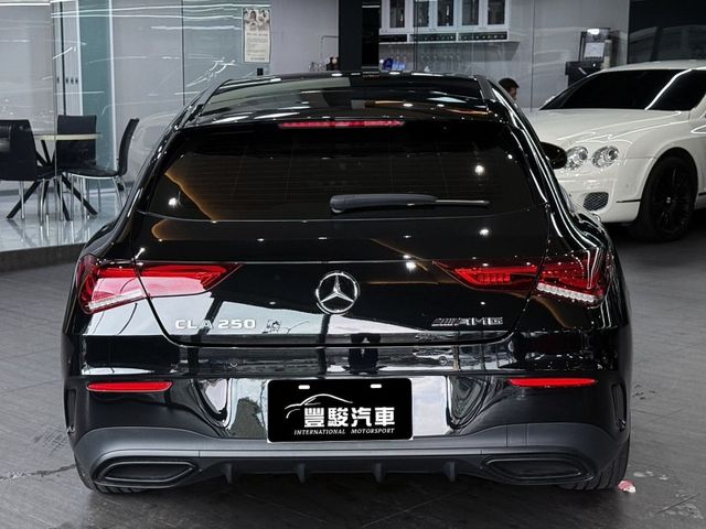 Mercedes-Benz/賓士 CLA250  第5張相片