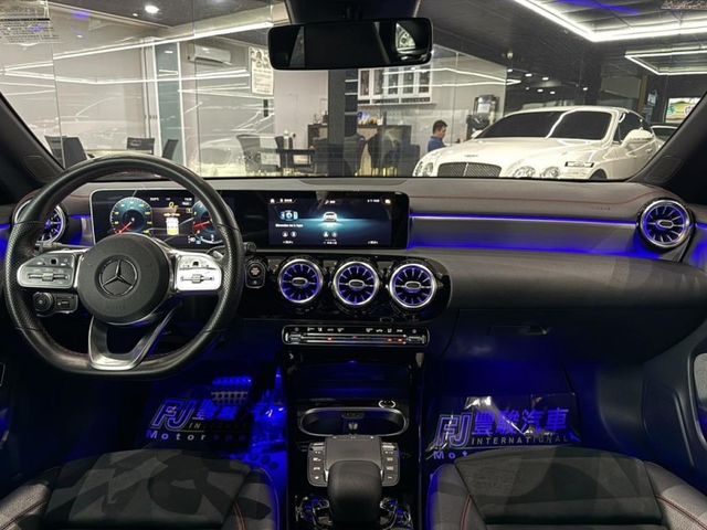 Mercedes-Benz/賓士 CLA250  第9張相片