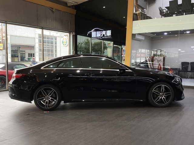 Mercedes-Benz/賓士 E-CLASS  第4張相片