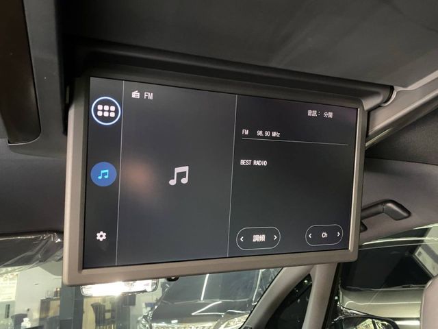Toyota ALPHARD  第14張相片