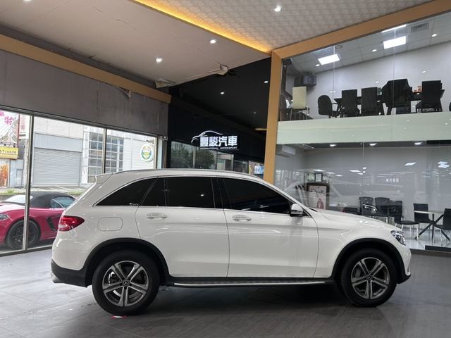 Mercedes-Benz/賓士 GLC300  第4張相片