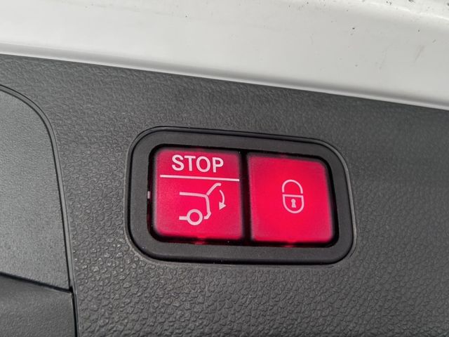 Mercedes-Benz/賓士 GLC300  第25張相片