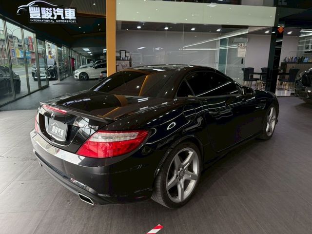 Mercedes-Benz/賓士 SLK-CLASS  第2張相片