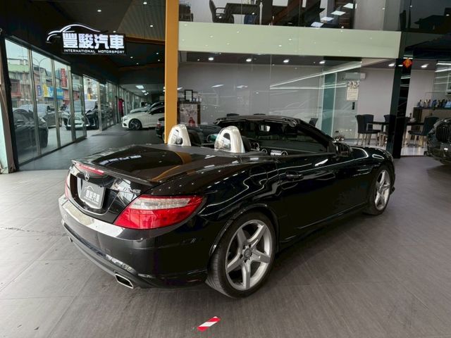 Mercedes-Benz/賓士 SLK-CLASS  第7張相片