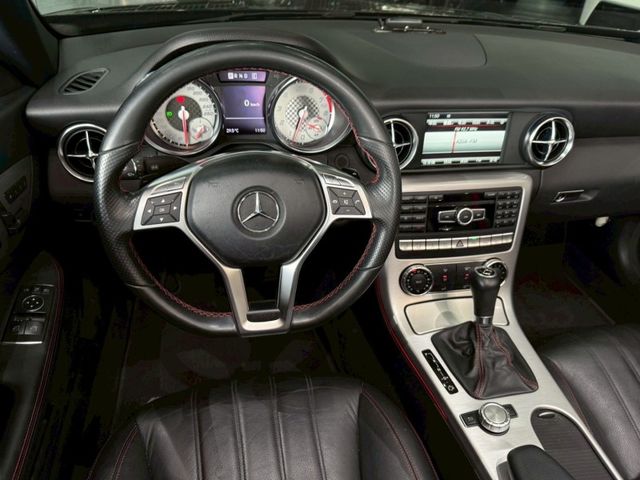 Mercedes-Benz/賓士 SLK-CLASS  第10張相片