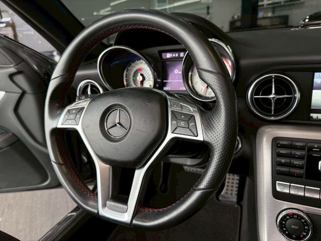 Mercedes-Benz/賓士 SLK-CLASS  第11張相片