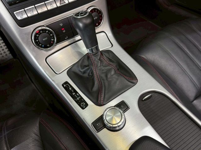 Mercedes-Benz/賓士 SLK-CLASS  第16張相片