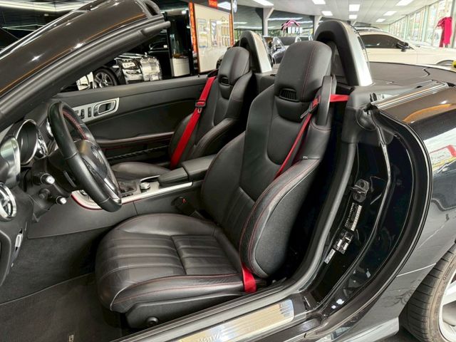 Mercedes-Benz/賓士 SLK-CLASS  第17張相片