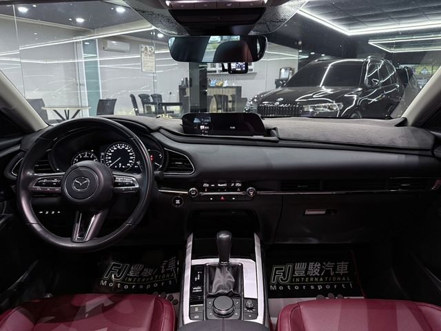 Mazda CX-30  第12張相片