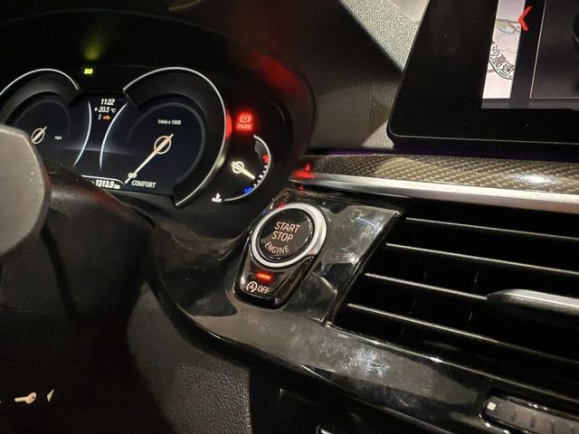BMW/ 寶馬 530i  第16張相片
