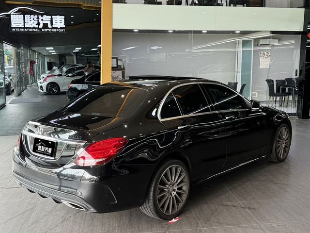 Mercedes-Benz/賓士 C400  第4張相片