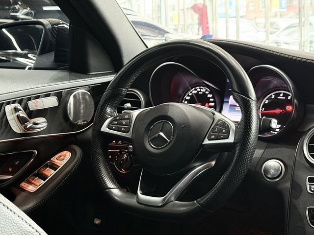 Mercedes-Benz/賓士 C400  第12張相片