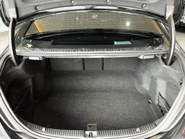 Mercedes-Benz/賓士 C400  第21張相片