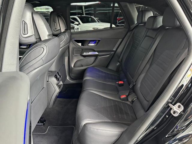 Mercedes-Benz/賓士 GLC300  第8張相片