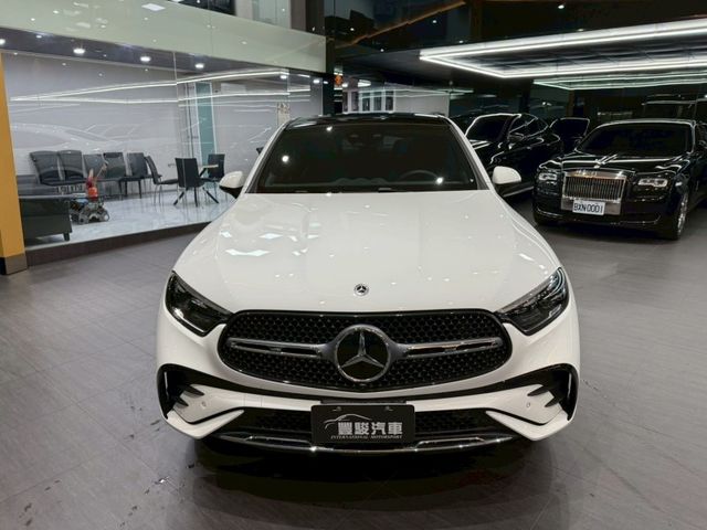 Mercedes-Benz/賓士 GLC300  第4張相片