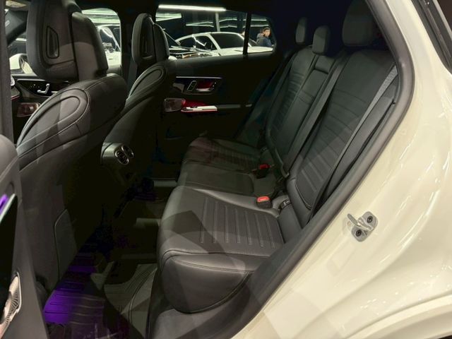 Mercedes-Benz/賓士 GLC300  第16張相片