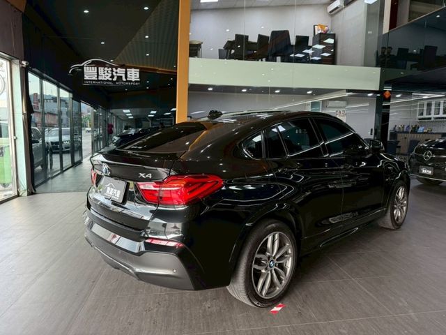 BMW/ 寶馬 X4 SERIES  第2張相片