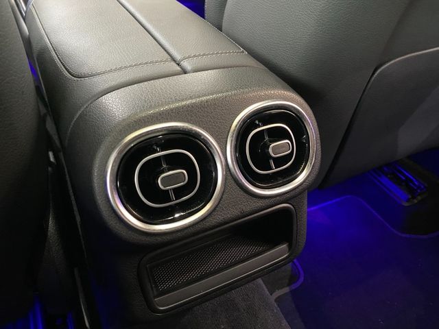 Mercedes-Benz/賓士 GLC300  第15張相片