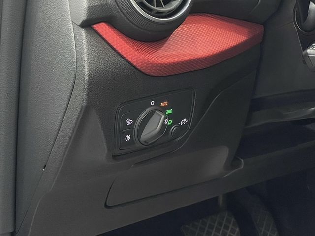 Audi Q2  第23張相片