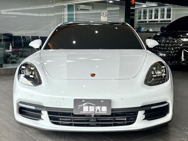豐駿精選好車 總代理Panamera 頂級選配 四座冷熱通風椅 Bose環繞音響  第2張相片