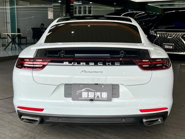 豐駿精選好車 總代理Panamera 頂級選配 四座冷熱通風椅 Bose環繞音響  第5張相片
