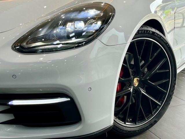豐駿精選好車 總代理Panamera 頂級選配 四座冷熱通風椅 Bose環繞音響  第18張相片