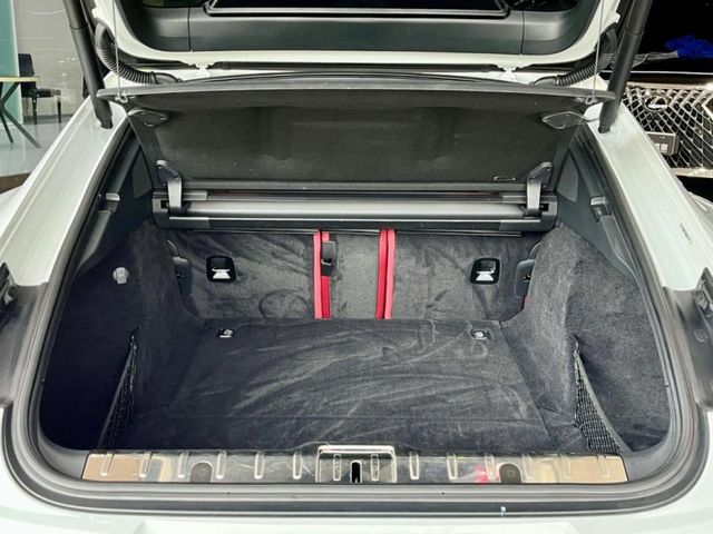 豐駿精選好車 總代理Panamera 頂級選配 四座冷熱通風椅 Bose環繞音響  第19張相片