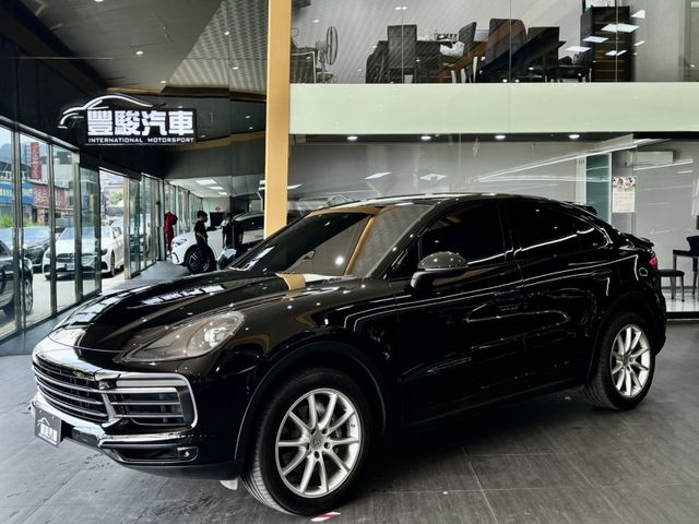 豐駿精選好車 23年Cayenne Coupe一手漂亮車原廠保固中可協助升級改裝  第1張相片