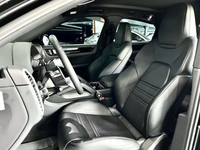 豐駿精選好車 23年Cayenne Coupe一手漂亮車原廠保固中可協助升級改裝  第6張相片