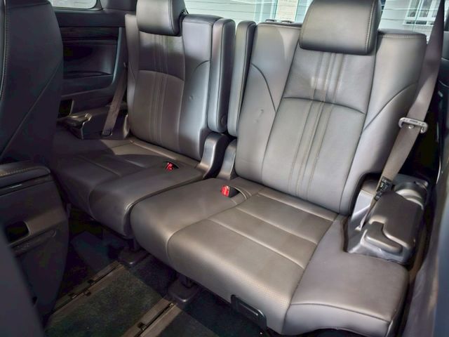 Lexus LM  第8張相片