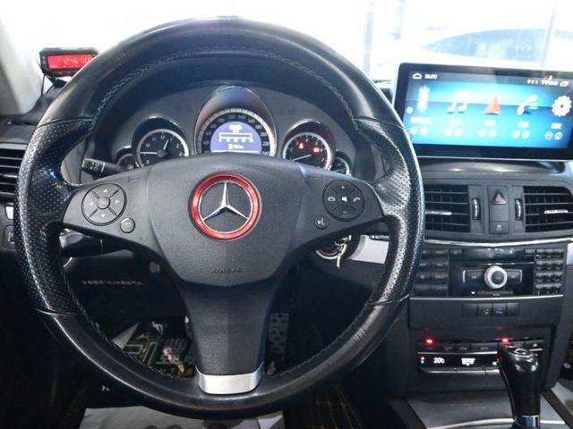 Mercedes-Benz/賓士 E-CLASS  第12張相片