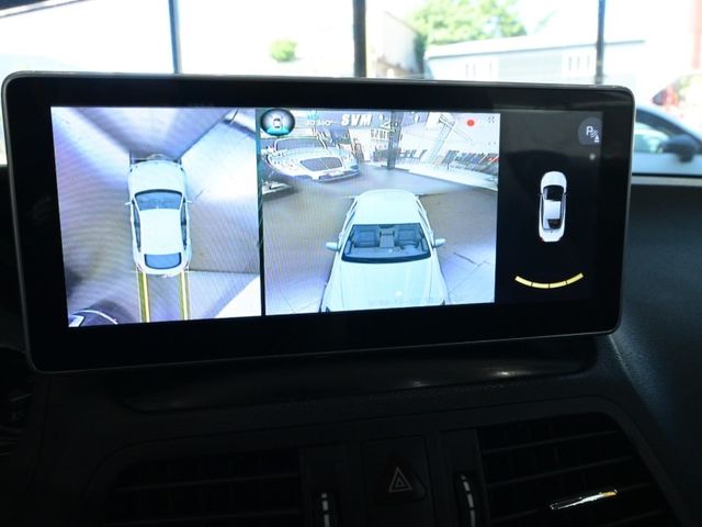 Mercedes-Benz/賓士 E-CLASS  第15張相片