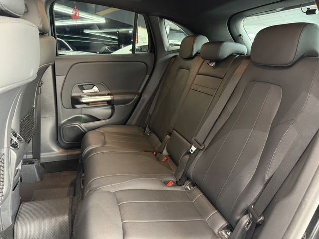 Mercedes-Benz/賓士 GLA200  第7張相片