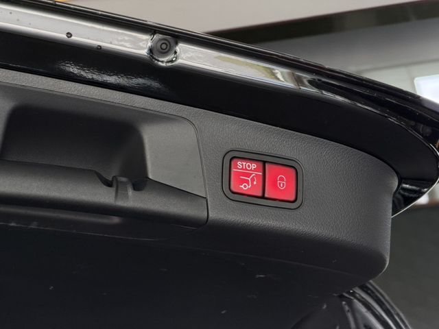 Mercedes-Benz/賓士 GLA200  第13張相片