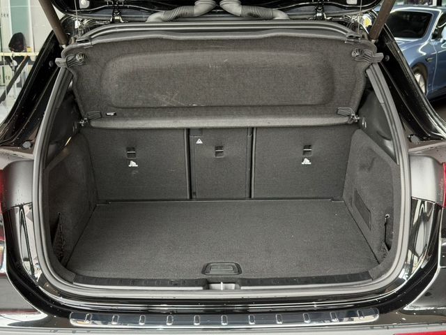 Mercedes-Benz/賓士 GLA200  第15張相片