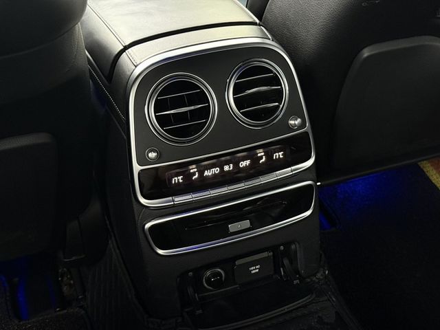 Mercedes-Benz/賓士 S550  第13張相片