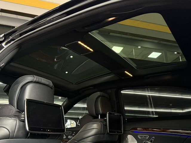 Mercedes-Benz/賓士 S550  第14張相片