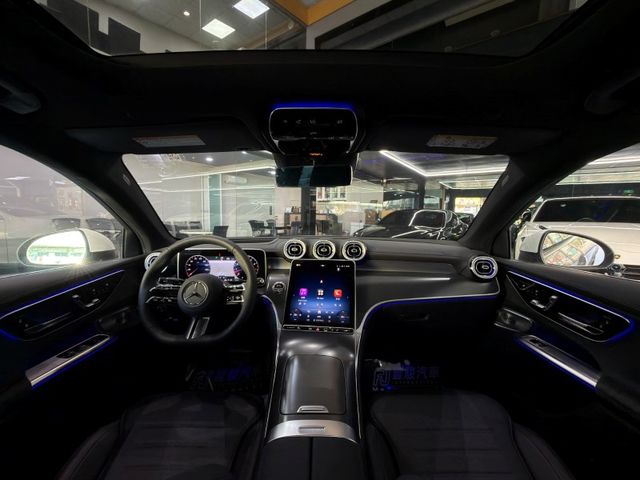 Mercedes-Benz/賓士 GLC300  第8張相片