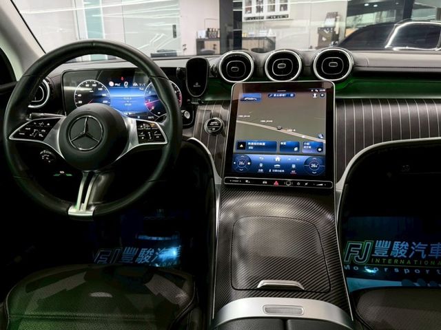 Mercedes-Benz/賓士 GLC200  第8張相片