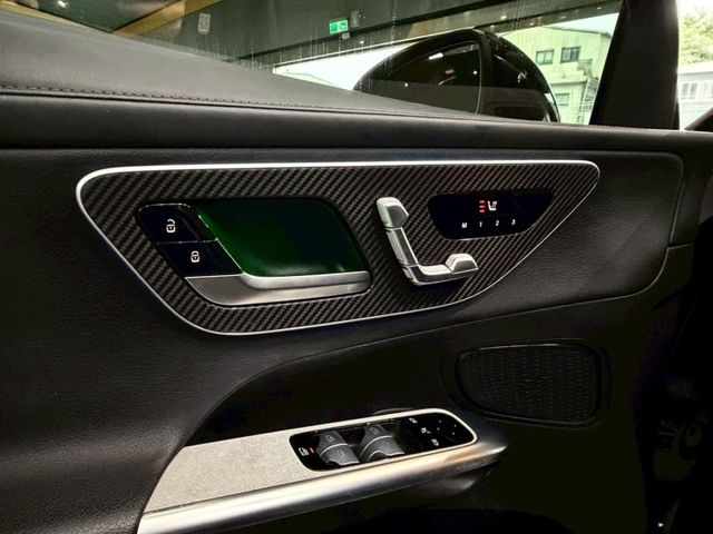 Mercedes-Benz/賓士 GLC200  第13張相片