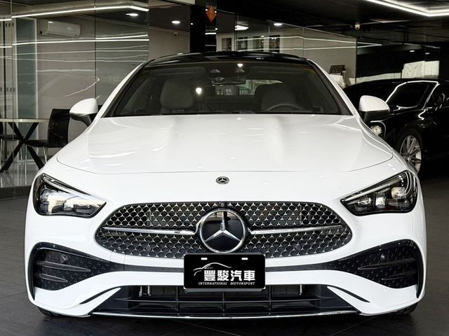 Mercedes-Benz/賓士 E-CLASS  第2張相片