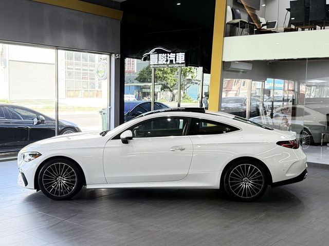 Mercedes-Benz/賓士 E-CLASS  第3張相片