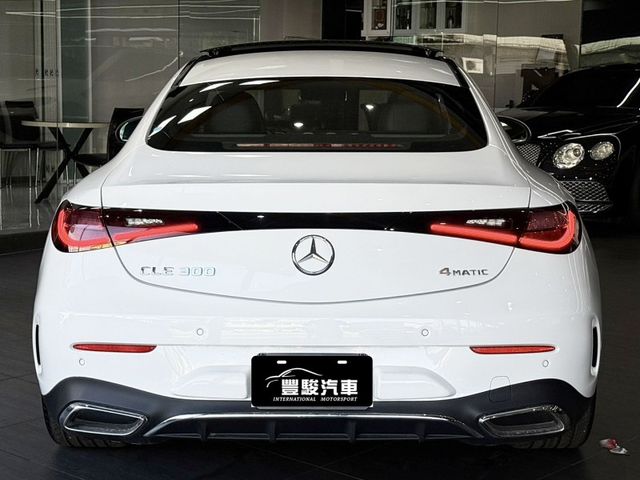 Mercedes-Benz/賓士 E-CLASS  第5張相片