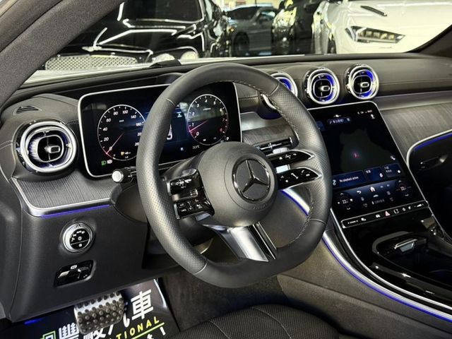 Mercedes-Benz/賓士 E-CLASS  第8張相片