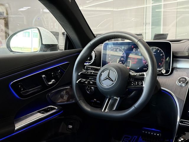 Mercedes-Benz/賓士 E-CLASS  第10張相片