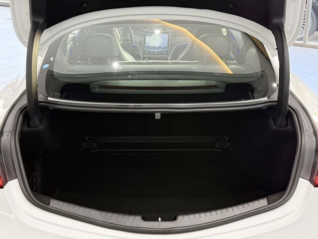 Mercedes-Benz/賓士 E-CLASS  第23張相片