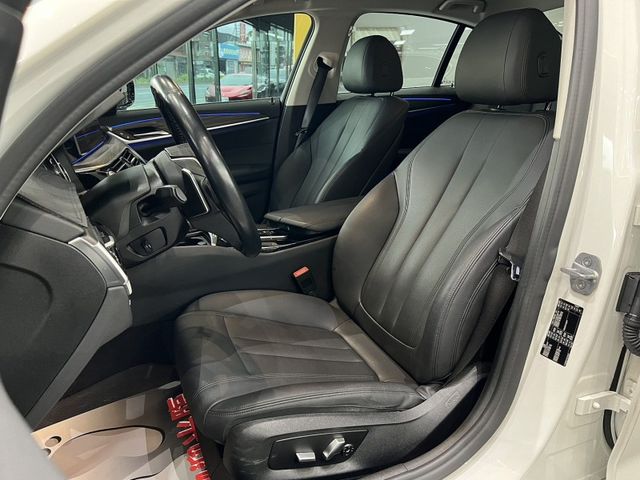 BMW/ 寶馬 520i Luxury  第6張相片