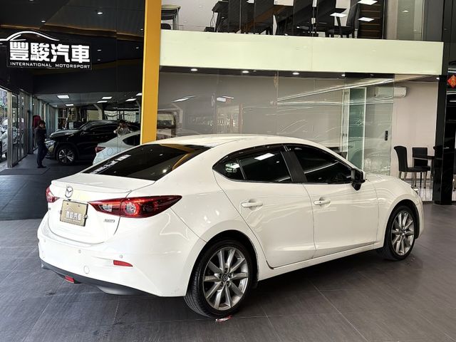 Mazda Mazda3  第5張相片